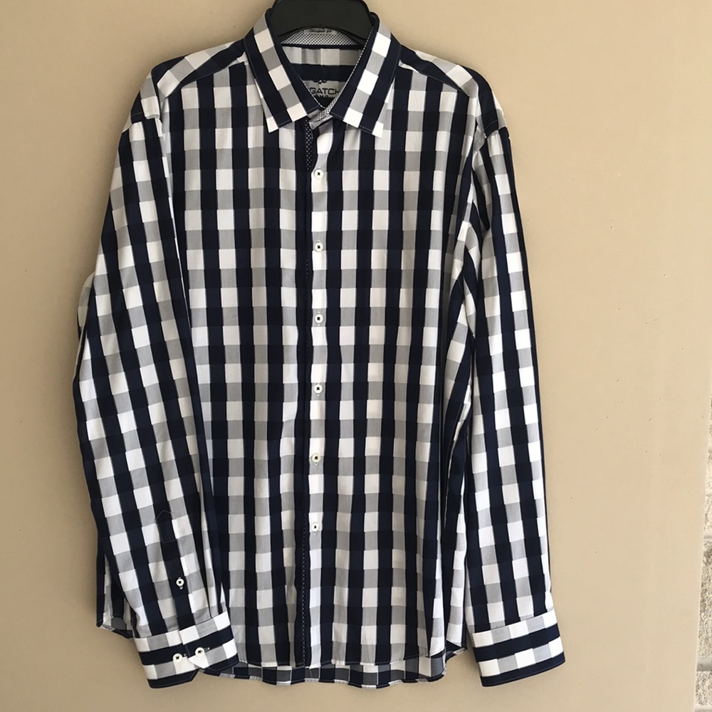 Bugatchi shaped fit shadow check
